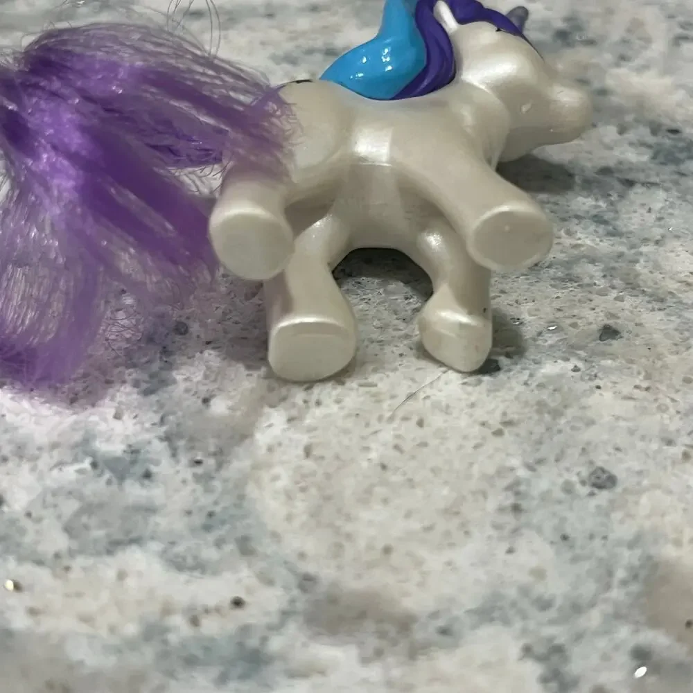 Basic Fun My Little Pony Glory Mini Figure 40th Anniversary G1 Retro White Pony